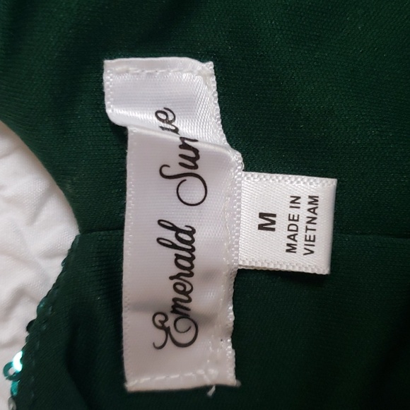 Emerald Sundae Juniors' Sequined Law-Back Bodycon Mini Dress Macy's, Size M - Picture 13 of 16